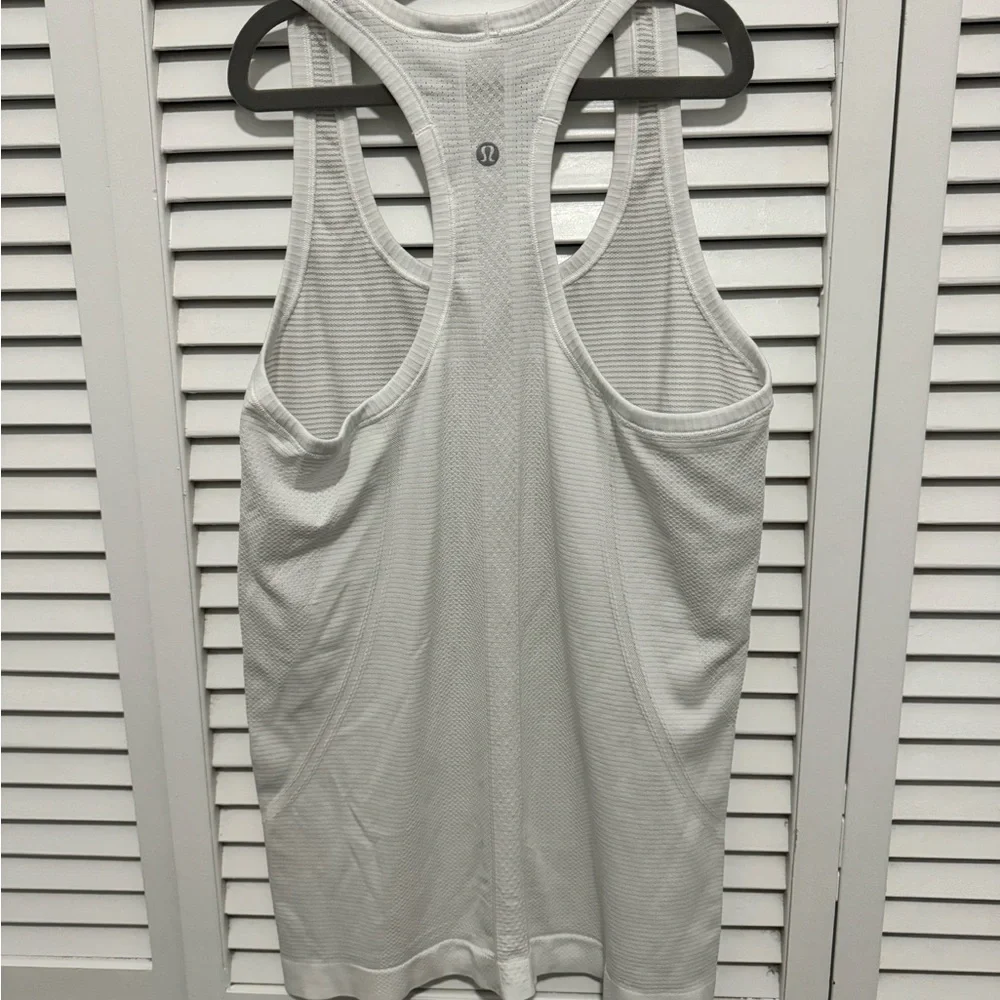 Swiftly Tech Racerback Tank Top - Picture 4 of 4